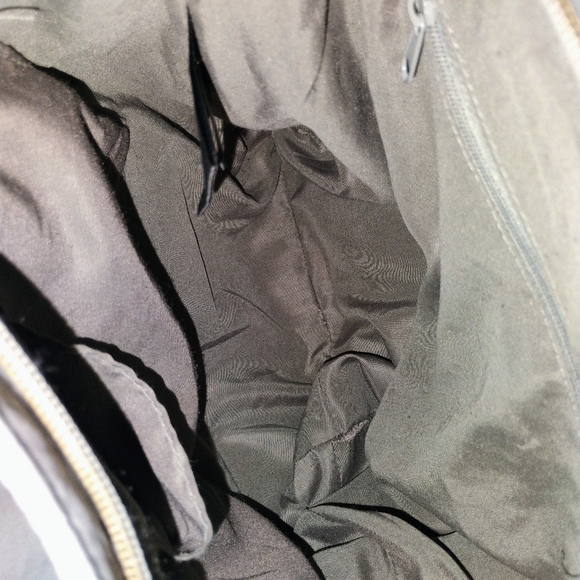 Stone Mountain Accessories Light Gray Crossbody Bag Size Is 12 In X 12 In - Picture 7 of 12